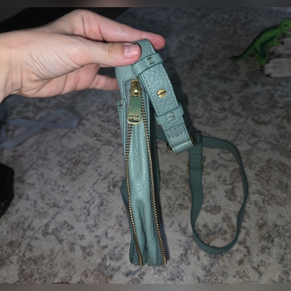 Fossil Green Leather Crossbody Bag - Picture 4 of 5